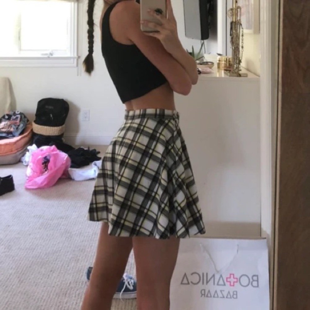 Plaid A-Line Skirt in Black and White